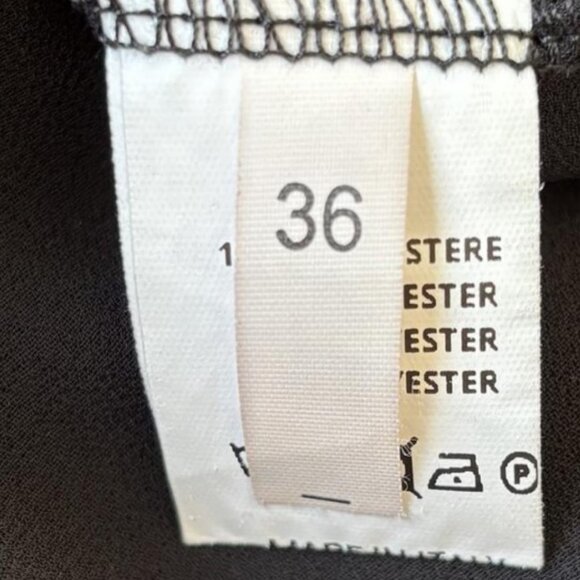 Peruzzi black pleated layered tank top size 36 - Picture 5 of 5